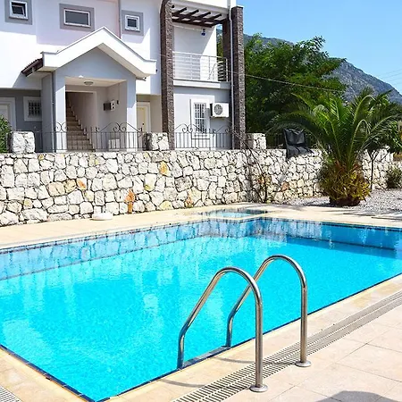 New Age Cetin Villa *